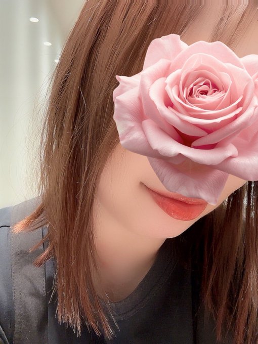 あかい🕊️ 堺東/Mrs Bell&rose